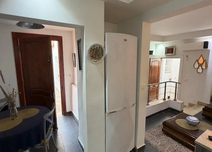 Duplex Raffine Avec Entree Privee