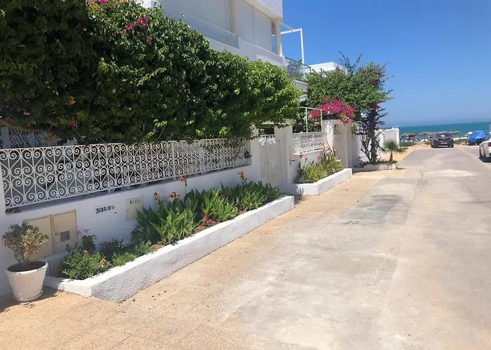 New Cosy 2 Bedrooms In La Marsa